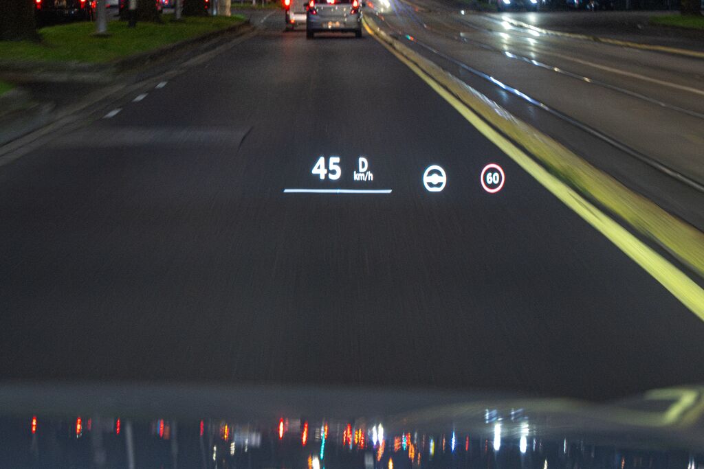 Mazda CX-6e vehicle to load