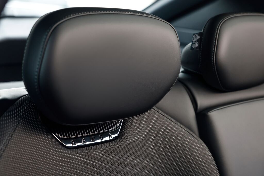Mazda CX-6e detail image 7