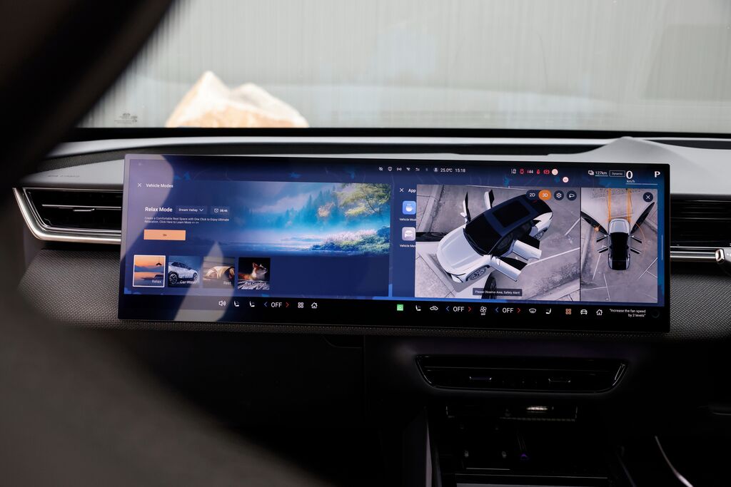 Mazda CX-6e detail image 6